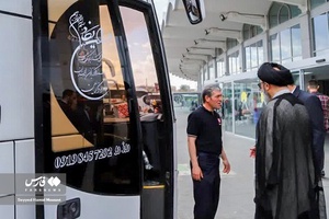 دیدار نوروزی امام جمعه تبریز با کارکنان دستگاه های خدمت رسان در تعطیلات نوروزی