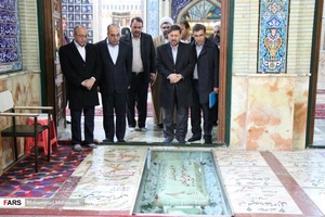 ادای احترام مدیران سمنان به آستان مقدس امام‌زاده یحیی (ع)
