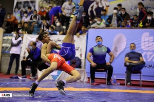 رقابت‌های انتخابی تیم ملی کشتی فرنگی جوانان / سالن آزادی سنندج
