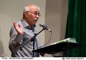 شعرخوانی با موضوع همدردی با زلزله زدگان آذربایجان در همایش آواز زیر آوار