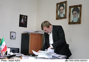 محمد عظیمی مدیر عامل موسسه نمایشگاه های فرهنگی ایران