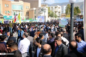 فریاد مردم ایلام در راهپیمایی 13 آبان بر سر استکبار