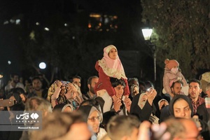 جشن میلاد کریم اهل بیت و همخوانی سرود سلام فرمانده ۲
