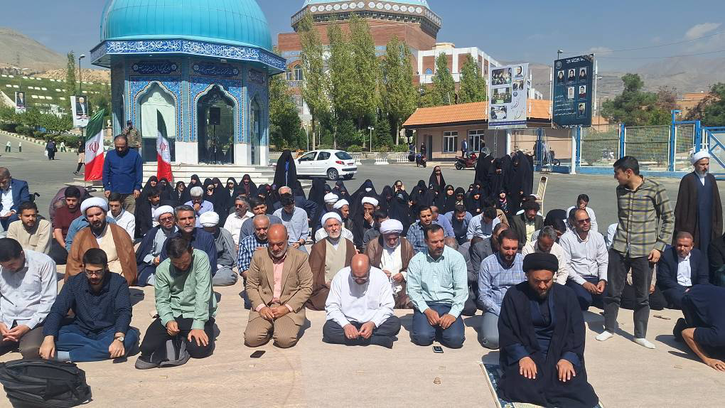 تجمعات در دانشگاه علامه ادامه دارد
