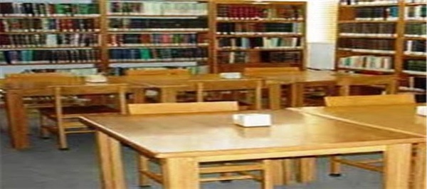 کتابخانه خالی