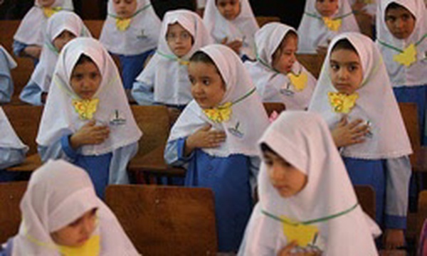 جشن شکوفه ها دانش آموز