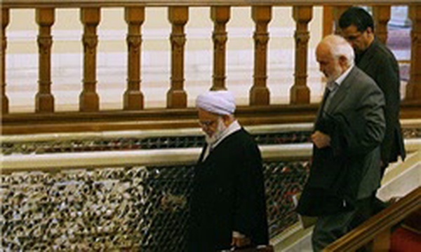 لغو نشست مشترک دولت و مجلس برای بررسی وضعیت بازار سکه و ارز
