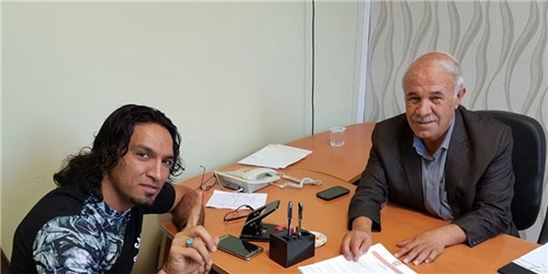 فرزاد حسینخانی