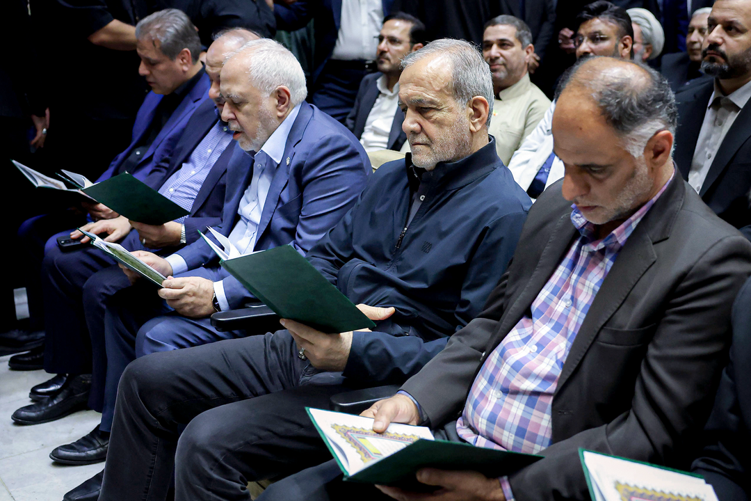 گزارش تصویری مراسم یادبود مرحوم احمد ناطق نوری