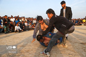 کشتی سنتی مهاجرین افغانستانی‌
