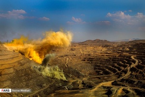  سنگ آهن « گُل گُهر »