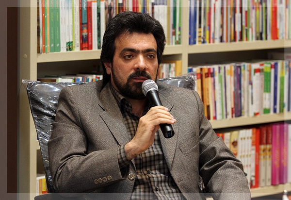 سیداحمد میرزاده شاعر و معاون انتشارات به‌نشر