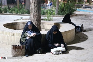 مراسم احیاء شب نوزدهم ماه رمضان در اردکان