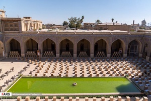 توزیع بسته ی معیشتی در مسجد نصیرالملک شیراز