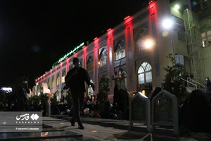 شب قدر کرمانی‌ها در جوار مزار «حاج قاسم» 