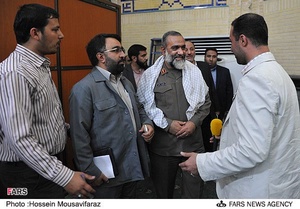 حضور سردار نقدی رئیس سازمان بسیج مستضعفین در همایش سراسری مداحان بسیجی  اهل بیت در حسینیه فاطمة الزهرا (س)