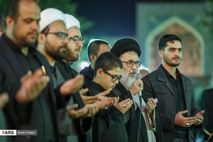 لاله گردانی خدام حرم شاهچراغ(ع)