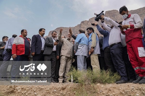 سفر وزیر کشور به مناطق سیل زده«استهبان»