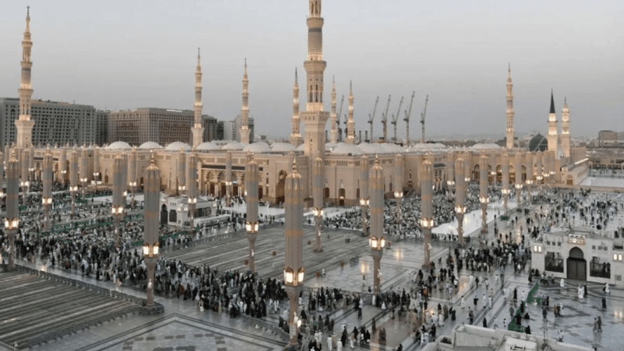آمار جدید زائران مدینه در آستانه برقراری عمره