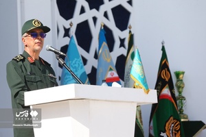 صبحگاه «عهد سربازی» در مسجد مقدس جمکران