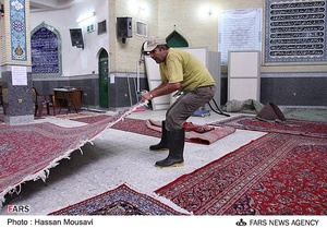 غبارروبی مساجد در استقبال از ماه مهمانی خدا