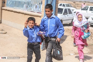 برچیده شدن آخرین مدرسه کانکسی در شهرستان کارون