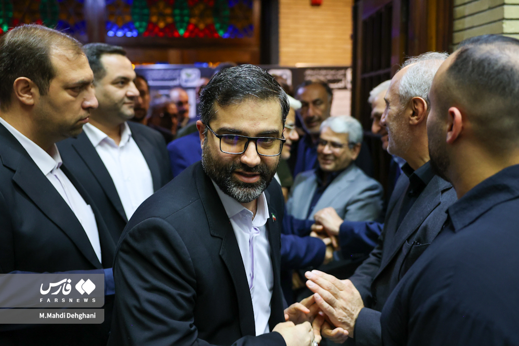 مراسم ترحیم مادر رئیس سازمان برنامه و بودجه