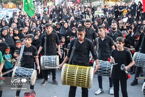 مردم آباده به استقبال عزای سیدالشهدا رفتند