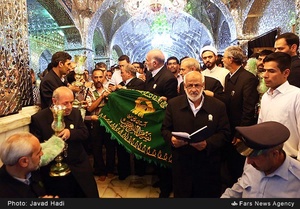 کاروان زیر سایه خورشید در حرم حضرت عبدالعظیم حسنی علیه السلام