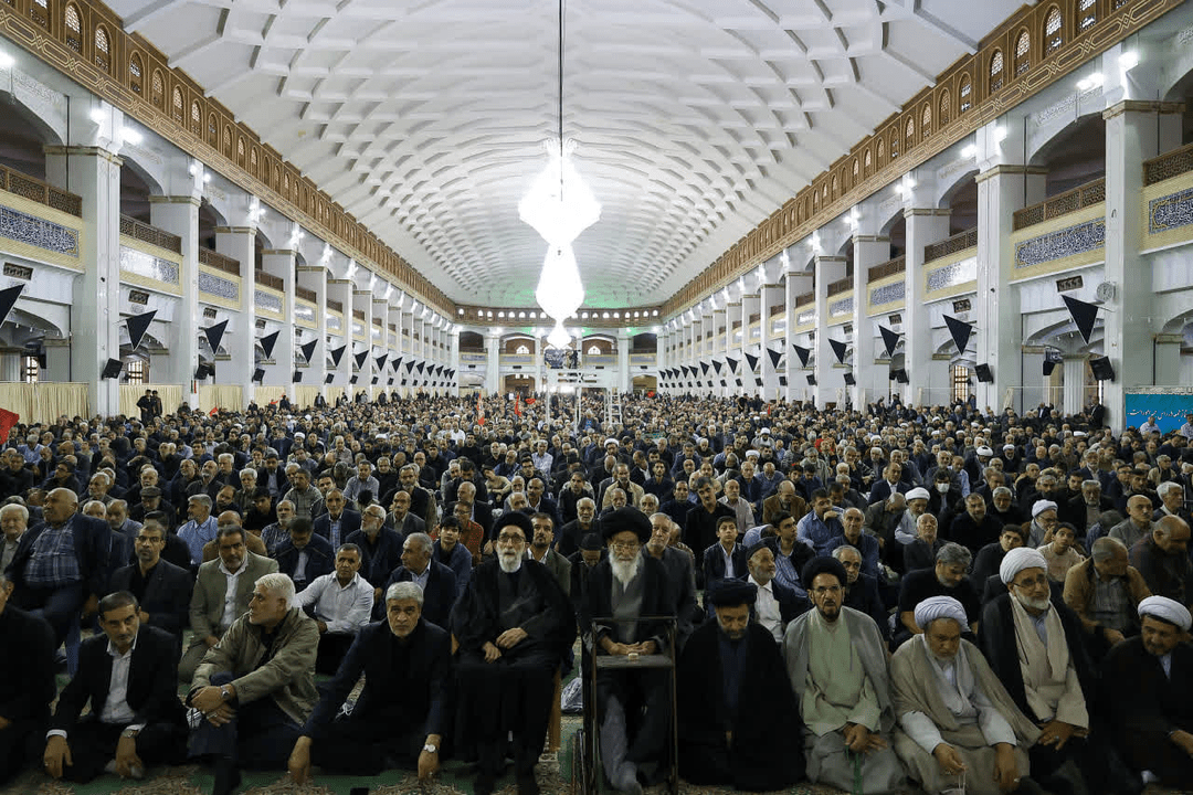 هشدار صریح  امام جمعه تبریز به همسایگان: امنیتتان را به آمریکا نفروشید!