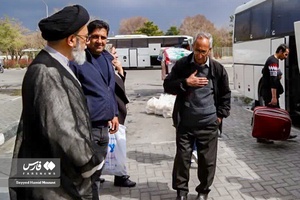 دیدار نوروزی امام جمعه تبریز با کارکنان دستگاه های خدمت رسان در تعطیلات نوروزی