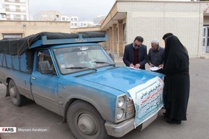 کمک بهزیستی سمنان به سیل‌زدگان سیستان و بلوچستان