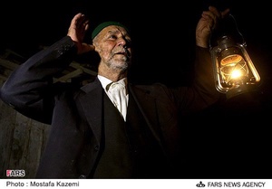 آئین سحر خوانی توسط حاج سید مرتضی حسینی در روستای بورخانی سوادکوه 