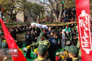 تشییع پیکر مطهر هشت شهید گمنام دفاع مقدس در تبریز