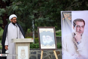 دای احترام خبرنگاران همدان به شهدا