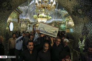 تشییع لاله‌ها در بهشت حرم