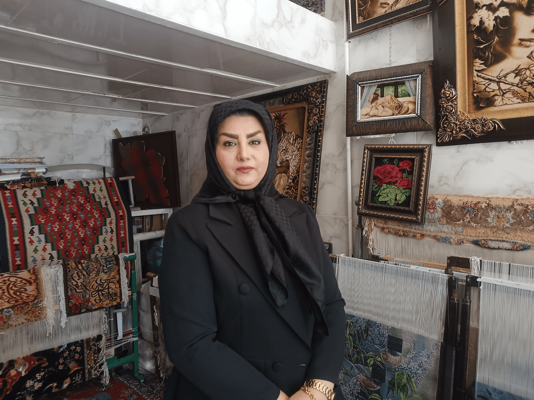 بانوی کرمانشاهی برای فرش ایرانی در بازار اتریش جا باز کرد