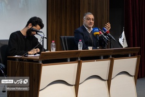 علیرضا زاکانی به سوالات دانشجویان درباره مسائل مختلف از جمله مسائل و مشکلات حمل و نقل و دیگر مسائل توضیح می دهد