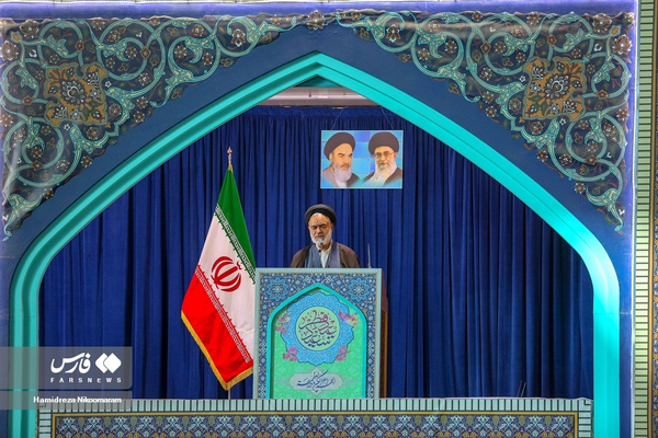 آیت الله مهدوی امام جمعه موقت اصفهان