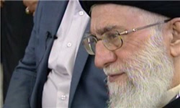 رهبر انقلاب در بازدید از پژوهشگاه وزارت نفت
