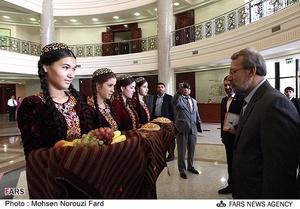 حضور علی لاریجانی رئیس مجلس شورای اسلامی در دانشگاه مختومقلی ترکمنستان