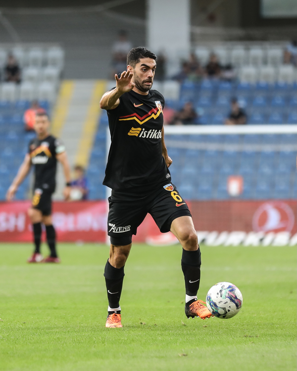 علی کریمی ، کایسری اسپور