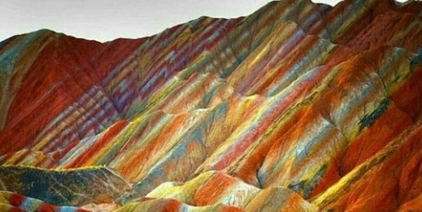 رنگین کمان معدنی