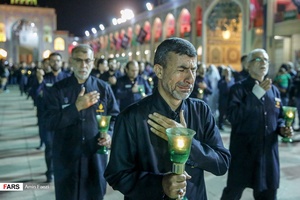 لاله گردانی خدام حرم شاهچراغ(ع)