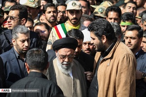 تشییع پیکر مطهر ۵ شهید تازه تفحص و شناسایی شده دفاع مقدس و دو شهید مدافع حرم در اصفهان
