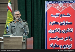 قرائت احکام روسای قدیم و جدید ستاد کل نیروهای مسلح توسط  سردار شیرازی  رئیس دفتر نظامی فرمانده معظم کل قوا