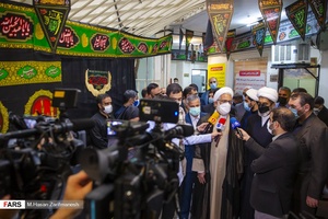 حجت الاسلام والمسلمین منتظری دادستان کل کشور پس از بازدید از شورای حل اختلاف منطقه 10 در جمع خبرنگاران