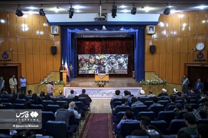 پرسش سوال از سردار امیرعلی حاجی‌زاده فرمانده نیروی هوافضای سپاه توسط دانشجویان دانشگاه علم و صنعت