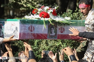 تشییع پیکر مطهر ۵ شهید تازه تفحص و شناسایی شده دفاع مقدس و دو شهید مدافع حرم در اصفهان