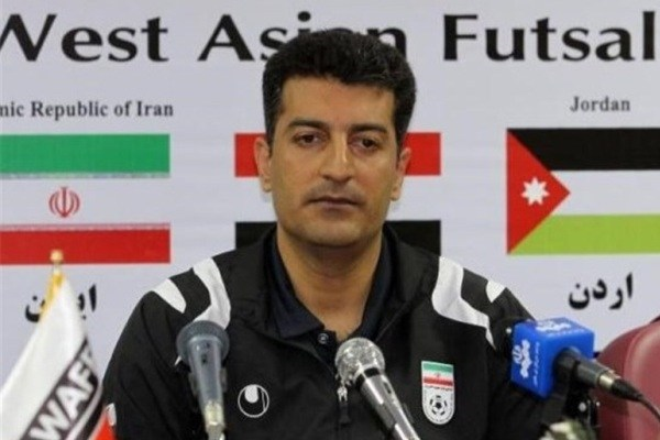 علی صانعی